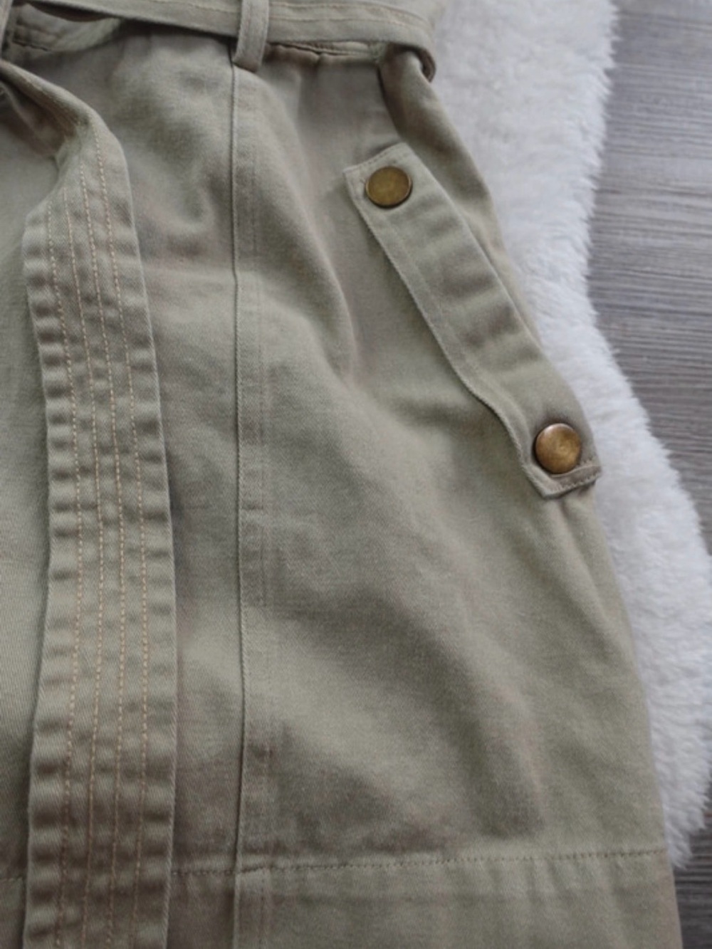 High Waist Paper Bag Short - Picture 6 of 6